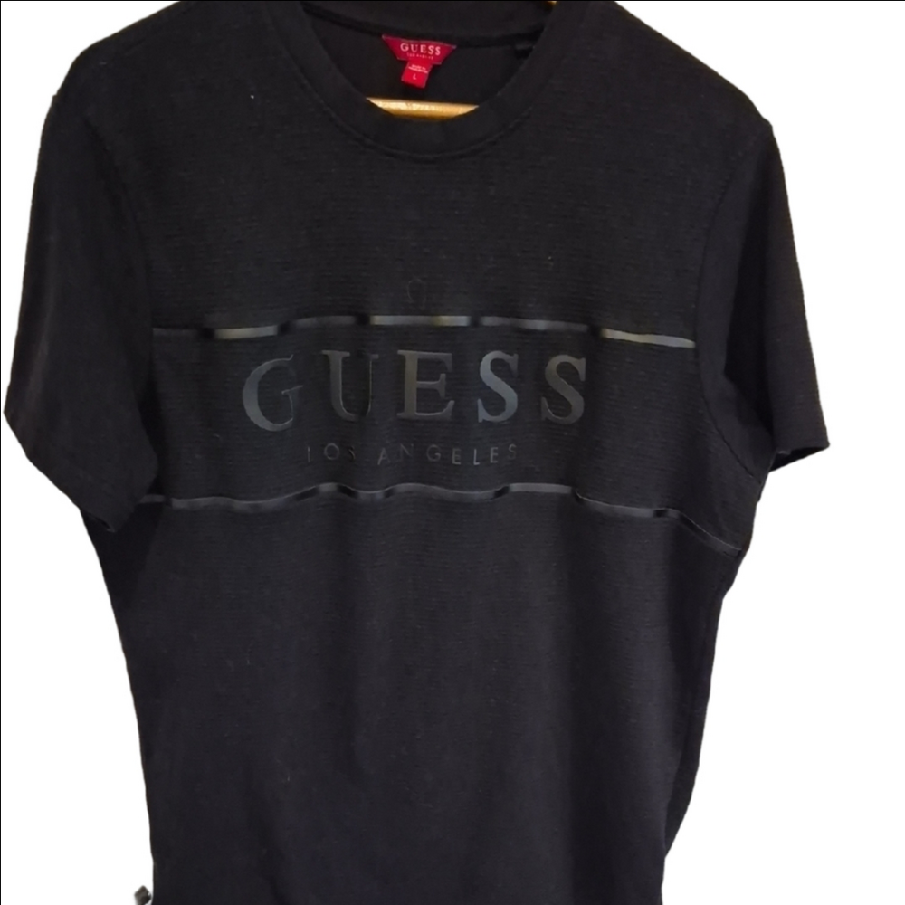 Guess Los Angeles Raised Logo Tee